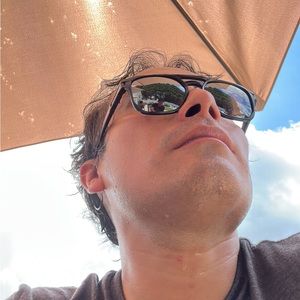 Meet your Posher, Miguel angel